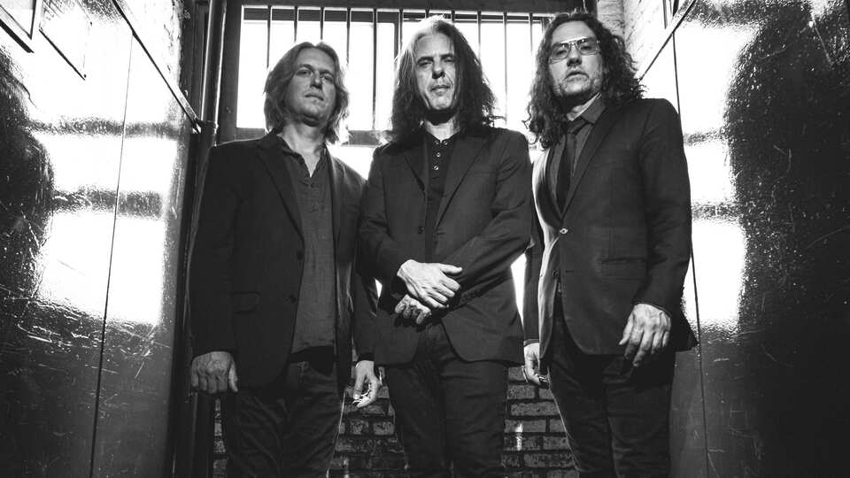 Metalden caza Alex Skolnick Trio