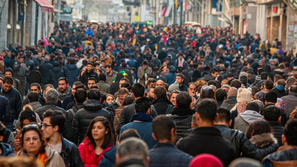 Demografik yapı değişiyor, tehlike giderek büyüyor