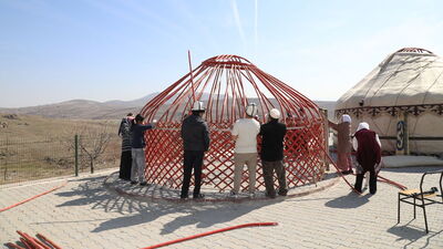 Çubuk'ta Kırgız çadırında iftar