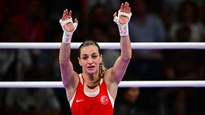 Buse Naz Çakıroğlu finalde!