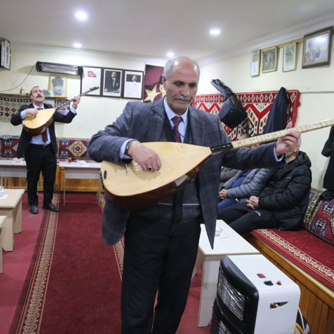 Kars'ta Ramazan gecelerinde aşıklık geleneği