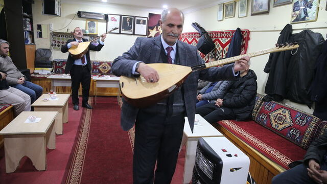 Kars'ta Ramazan gecelerinde aşıklık geleneği