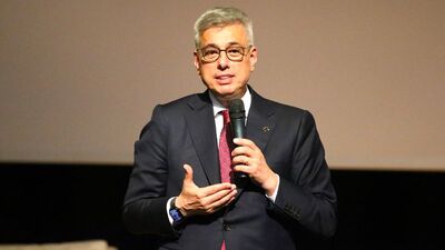 Sağlık Bakanı Memişoğlu, sağlık çalışanlarıyla iftarda bir araya geldi