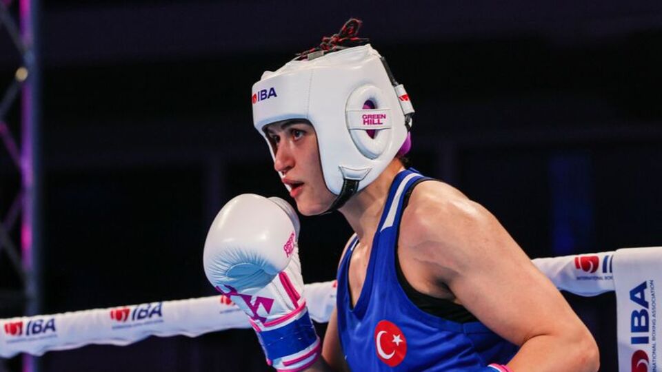 Esra Yıldız Kahraman dünya üçüncüsü!