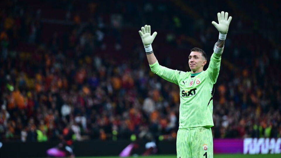 G.Saray kalesini 9. kez kapattı!