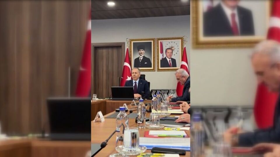 Sokak hayvanlarıyla ilgili video konferans