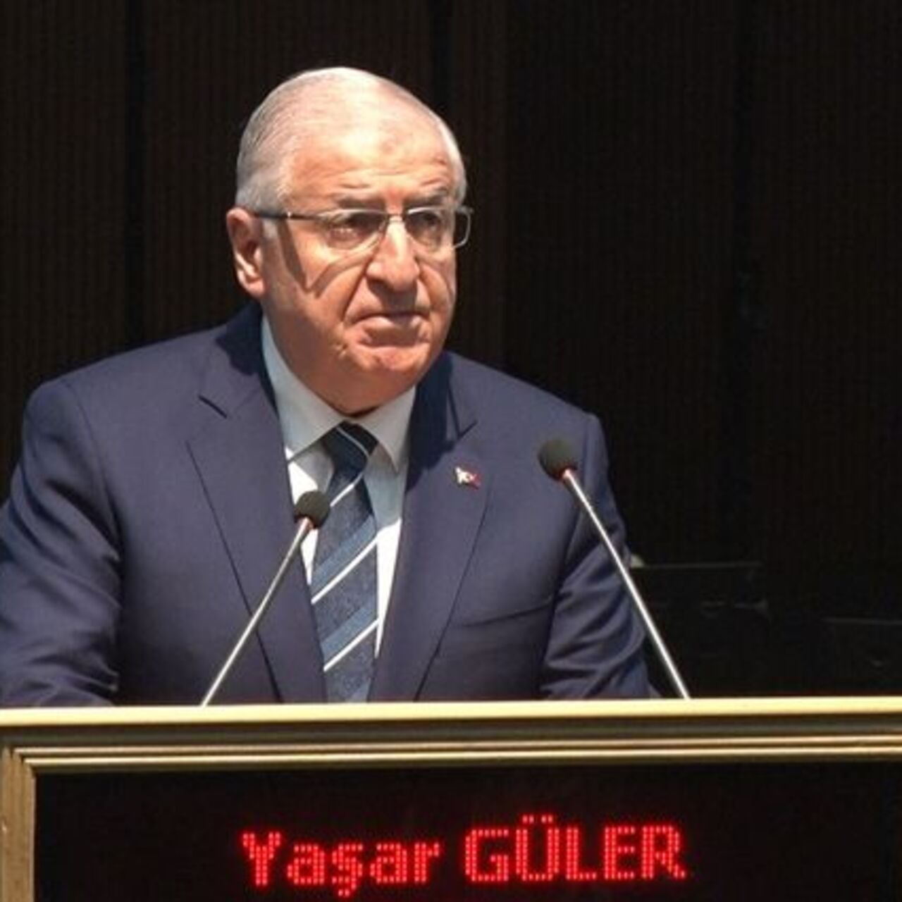 Bakan Güler: Terör örgütü bir an önce silahlarını teslim etmeli