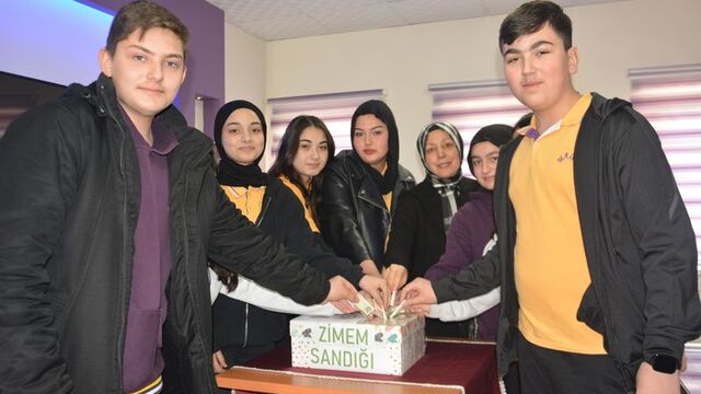Liseliler "zimem" geleneğini canlandırdı