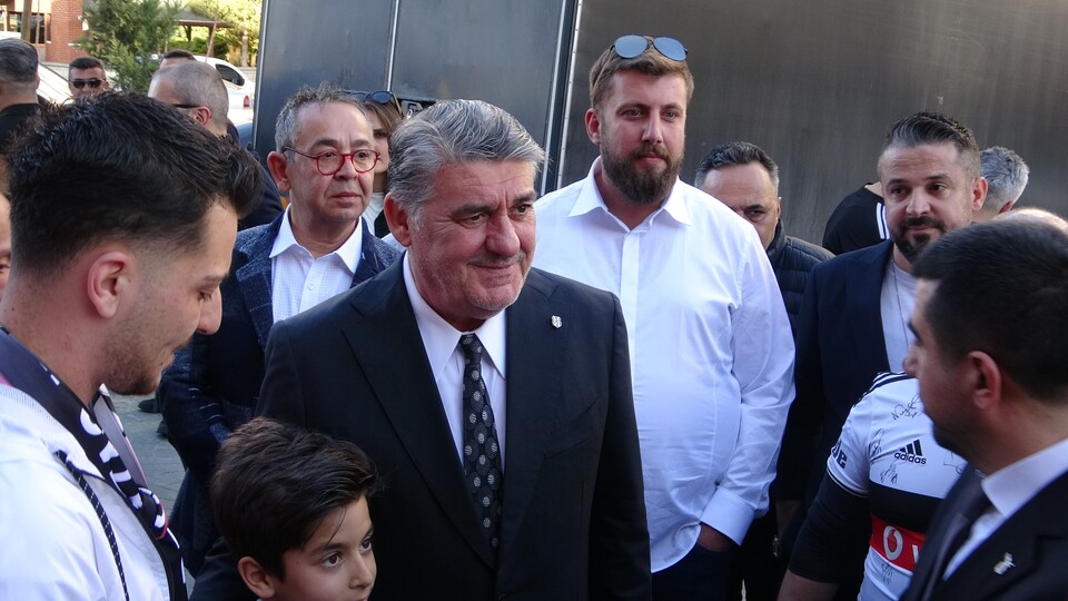 Adalı, Beşiktaşlılar Derneği'nin açılışına katıldı!