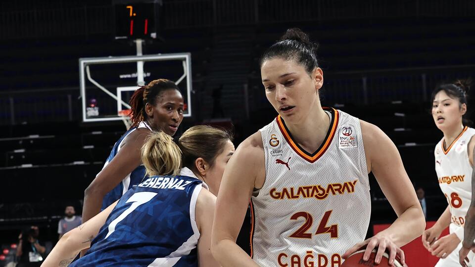 Galatasaray, sezonu galibiyetle bitirdi!