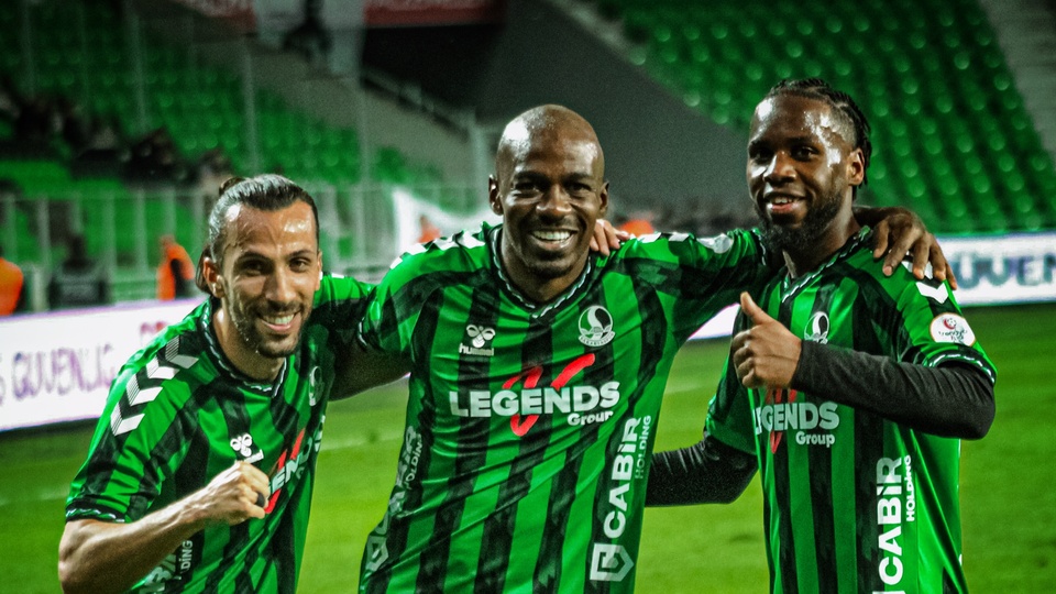 Sakaryaspor gol oldu yağdı!