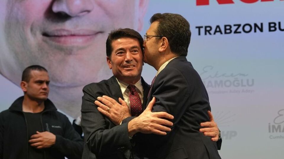 Trabzon'da partililerle buluştu