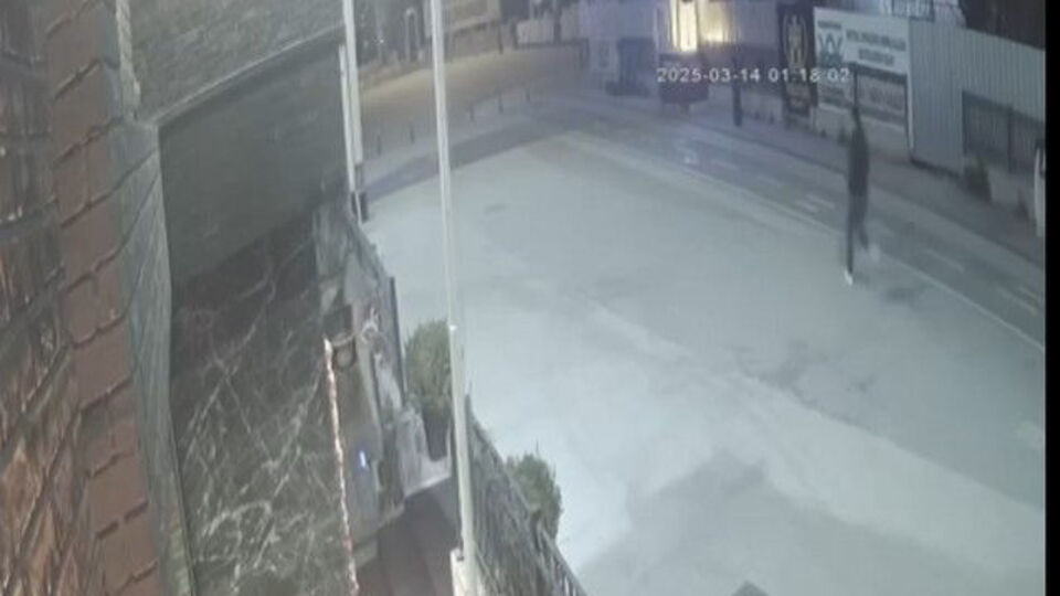 Şişedeki parmak izi katili yakalattı!