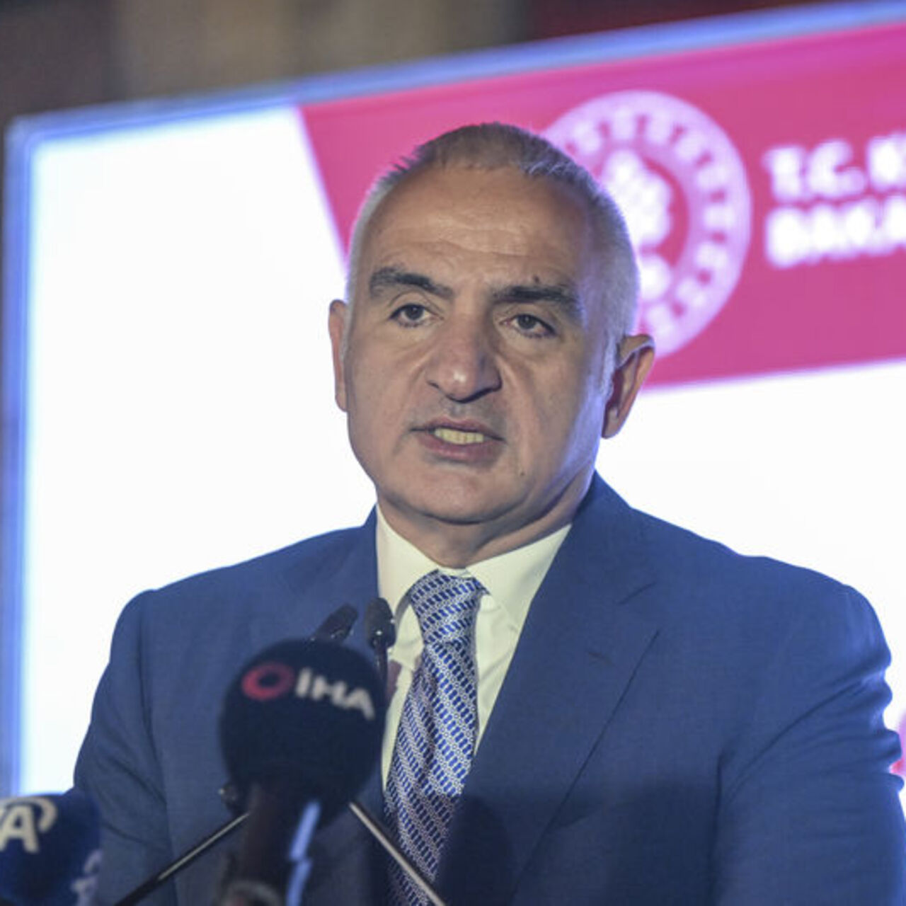 Bakan Ersoy'dan "Külliyede Ramazan" paylaşımı