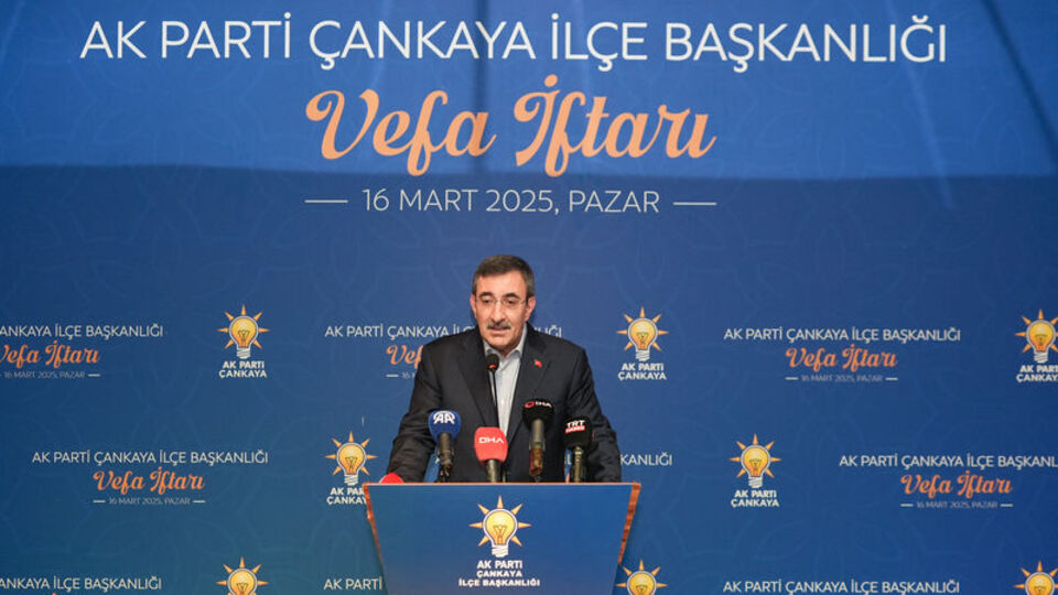 "Enflasyon düştükçe büyümeye devam edeceğiz"