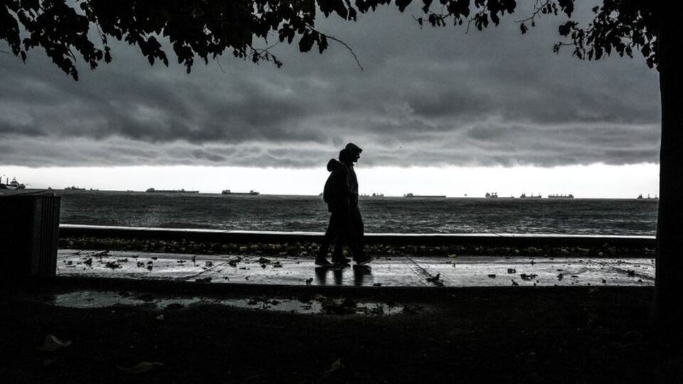 Kuvvetli sağanak yağmur var, sıcaklıklar düşüyor