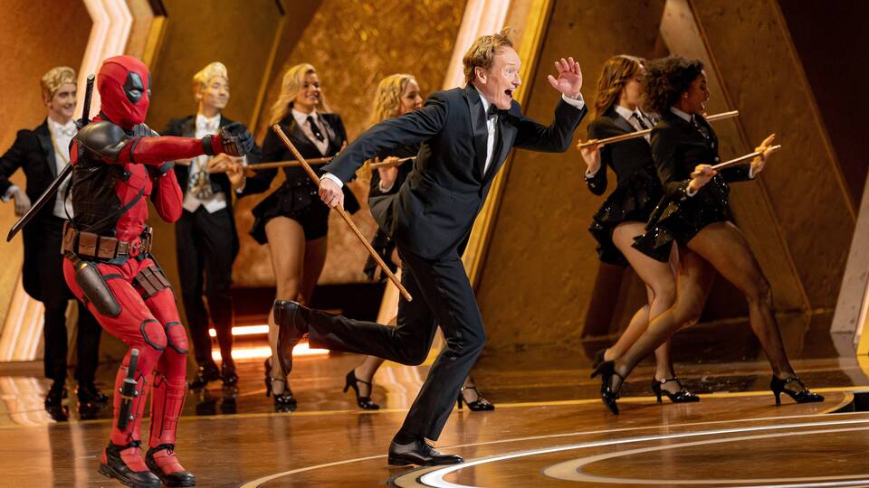 Yine Oscar'ı sunacak