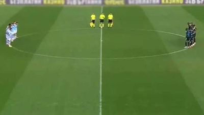 Öldü sanılıp saygı duruşuna geçildi!