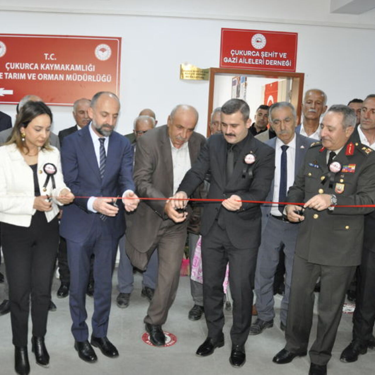 Çukurca'da Gazi ve Şehit Aileleri Derneği açıldı