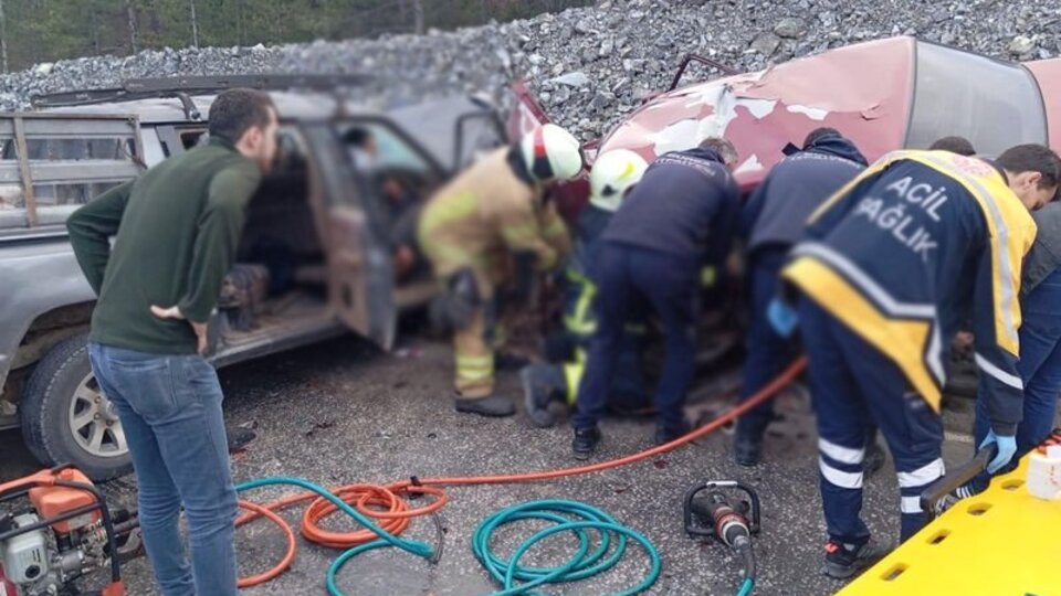 Bursa'da kaza: 1 ölü, 3 yaralı
