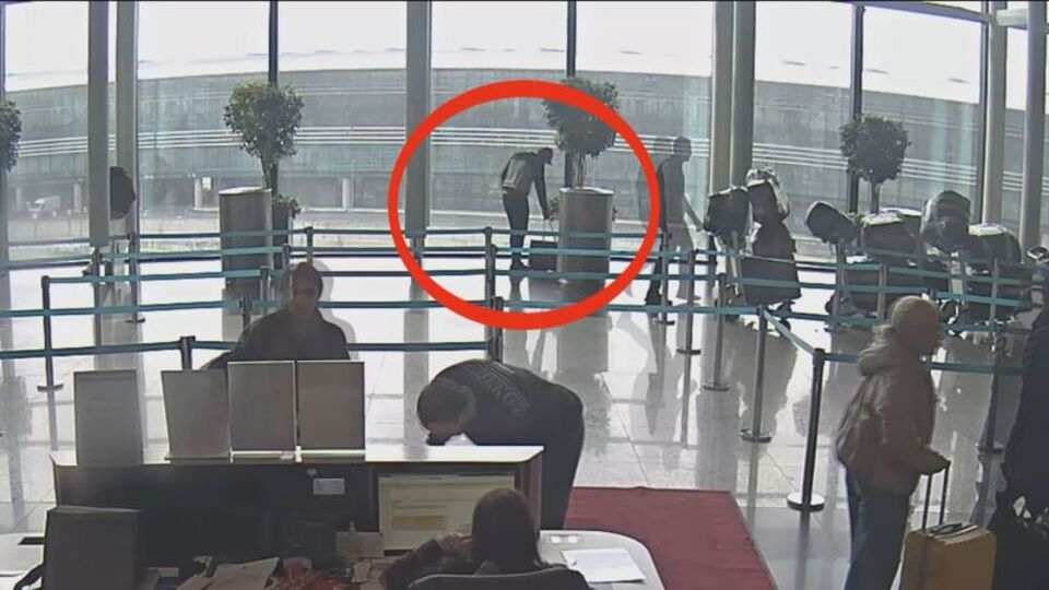 İstanbul Havalimanı'nda 22 dakikada yakalandı