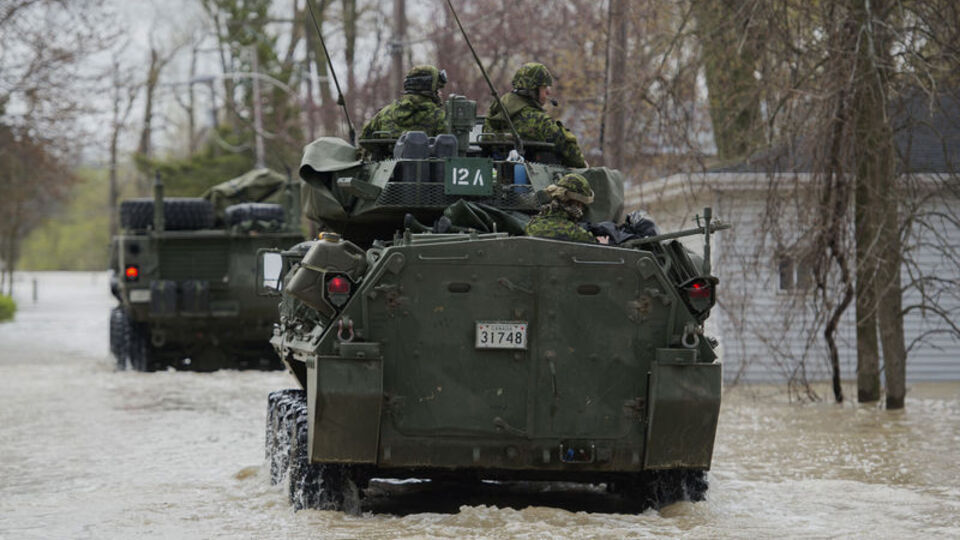 Kanada, savunma harcamalarında AB'ye yöneliyor