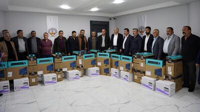Kahta Belediyesi'nden muhtarlara bilgisayar