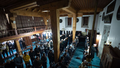 Ayazpaşa'da teravih asırlardır hatimle kılınıyor