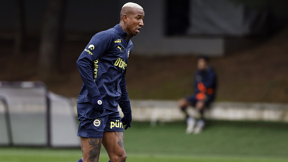 Fenerbahçe hazırlıklarını sürdürdü!