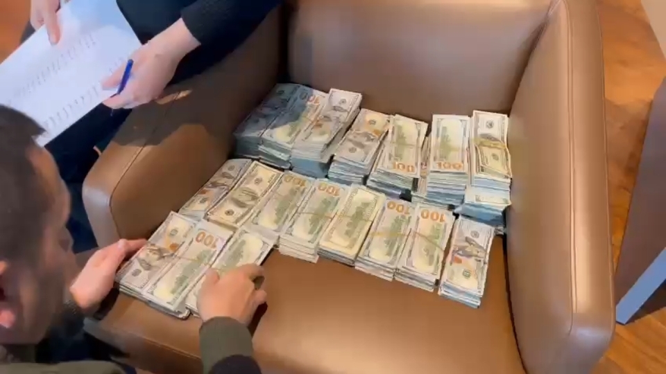 Nuhoğlu'nun ofisinde ele geçirildi