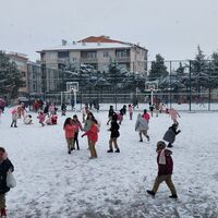 Eğitime kar engeli! İşte okulların tatil edildiği iller...