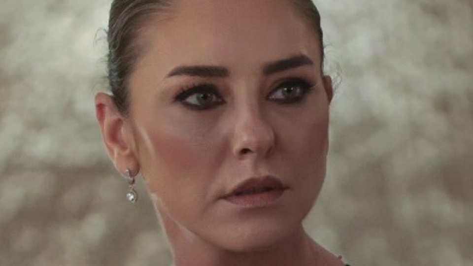 Yine övgü dolu yorumlar aldı