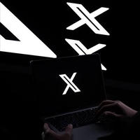 X'ten, yasa dışı içerik sansürü gerekçesiyle dava