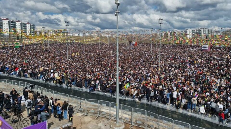Diyarbakır'da nevruz kutlaması