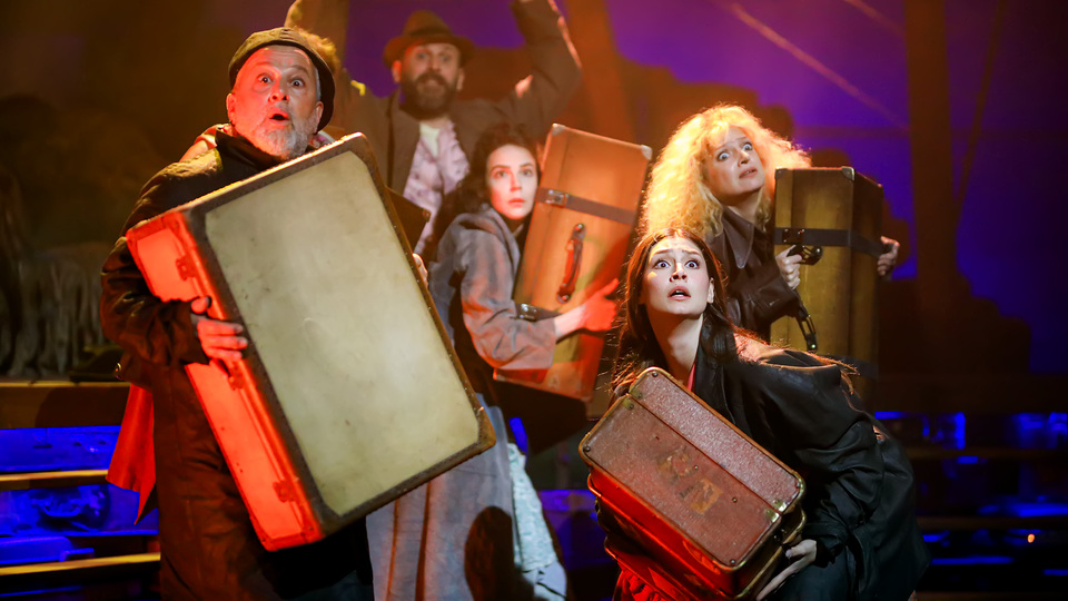 'Batı Ekspresi' Baba Sahne'ye geliyor