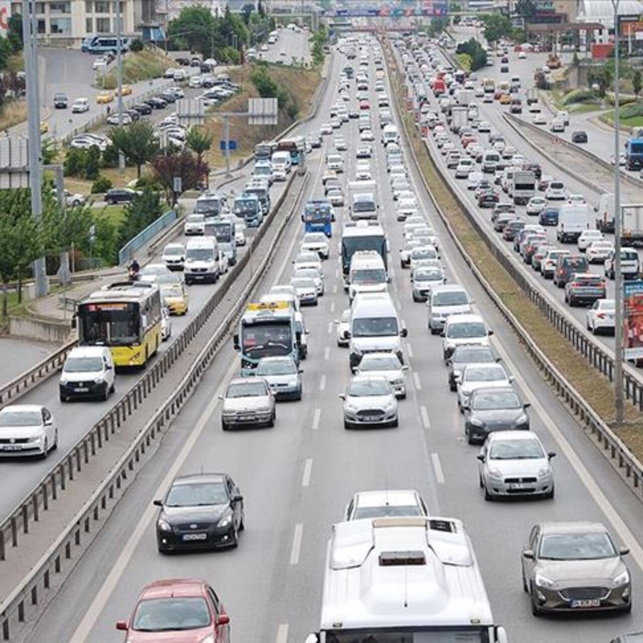 21-22 Mart İstanbul'da trafiğe kapalı yollar