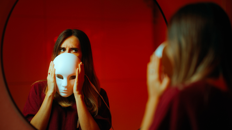 Narsistlerin bu davranışına dikkat!