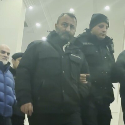 Gözaltındakiler sağlık kontrolünden geçirildi