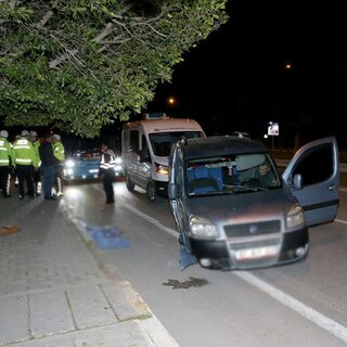 Antalya'da trafik kazasında genç kız öldü