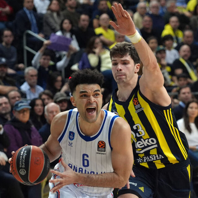 Potada derbi heyecanı: A.Efes-F.Bahçe