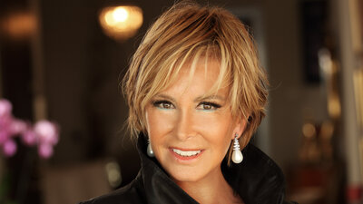 Filiz Akın vefat etti