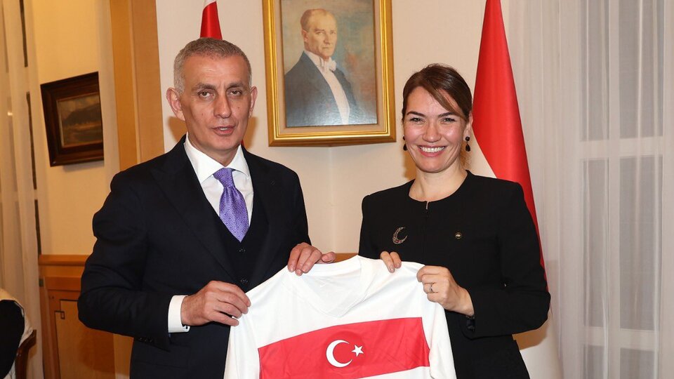 Hacıosmanoğlu'ndan Macaristan Büyükelçisi'ne ziyaret!