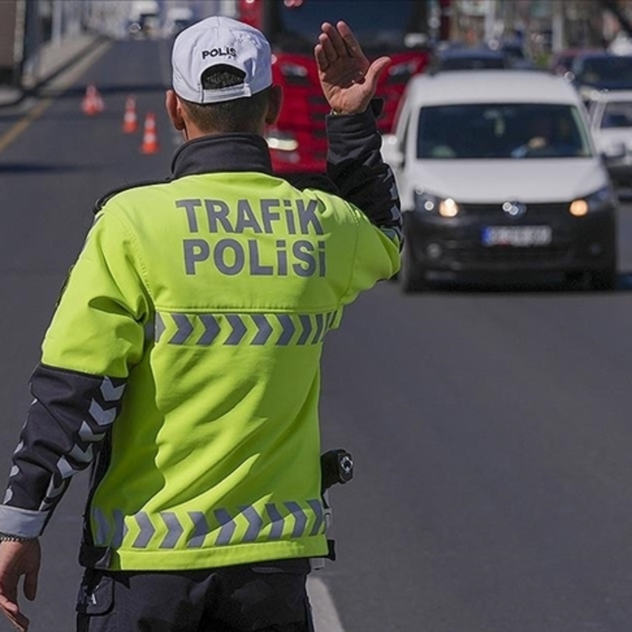 İstanbul'da bazı yollar trafiğe kapatıldı
