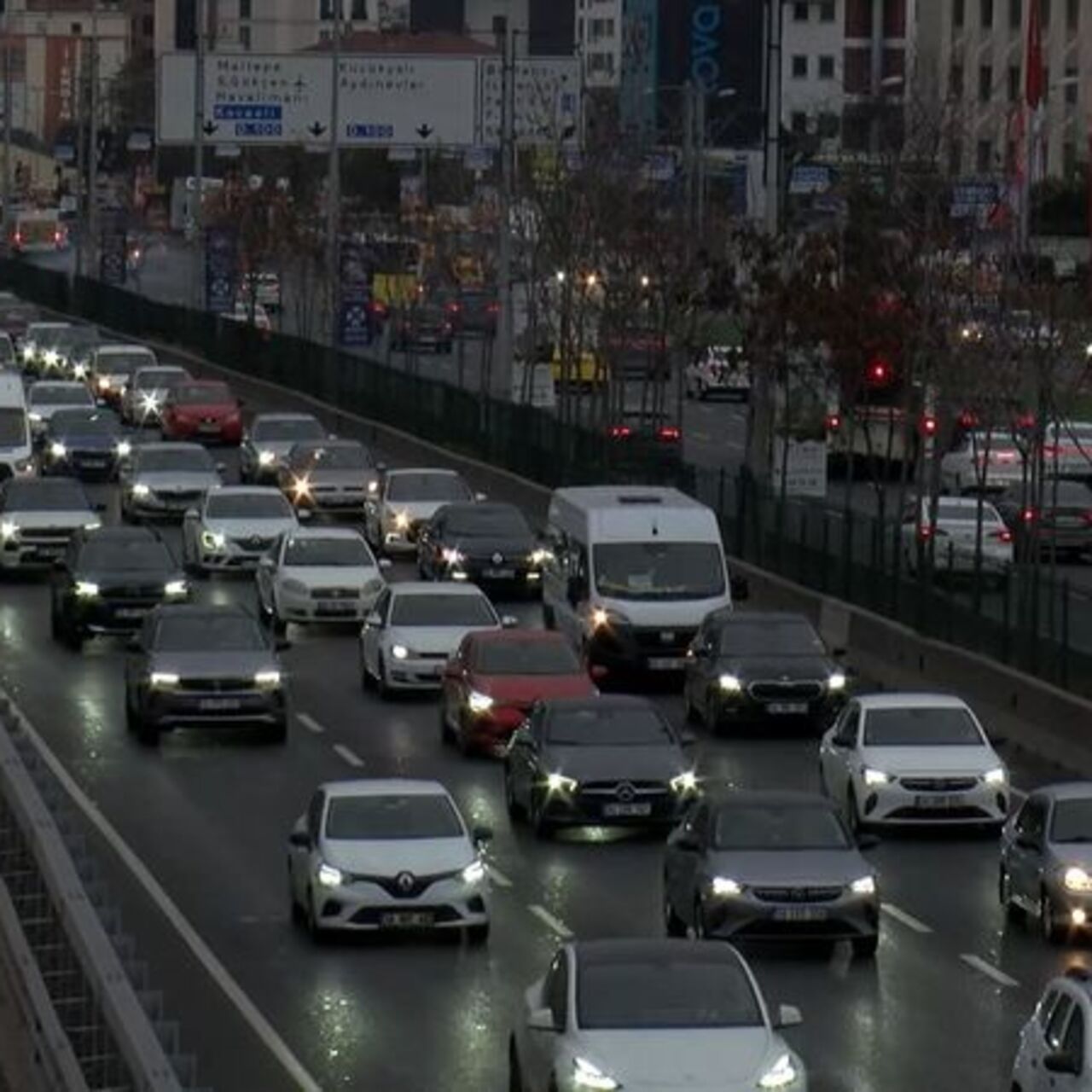 İstanbul'da ilk iş günü trafiği