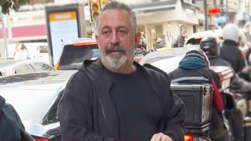 Dilenci, ünlü komedyene beddua etti