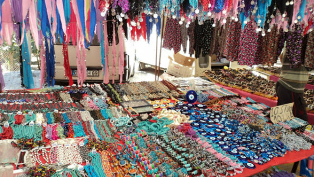 Kadıköy Salı Pazarı'na Nasıl Gidilir?