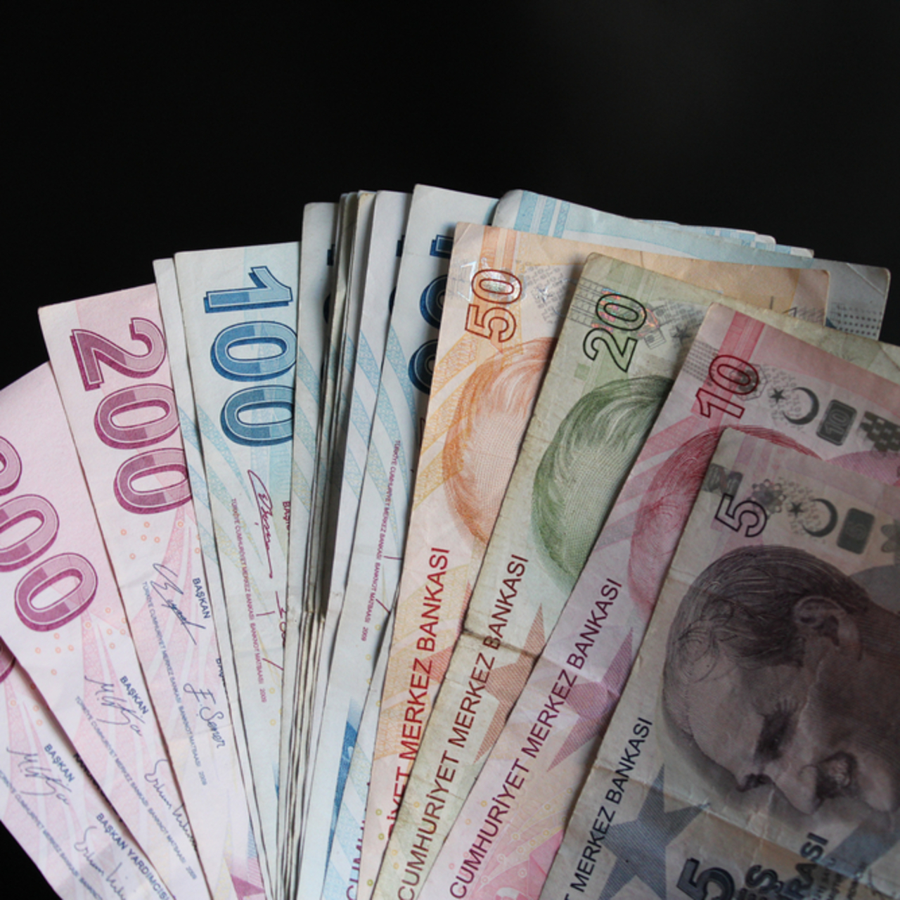 Memur maaşları bayramdan önce yatar mı?