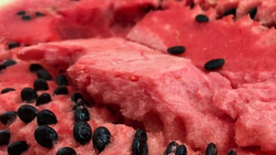 Karpuz çekirdeği yenir mi?
