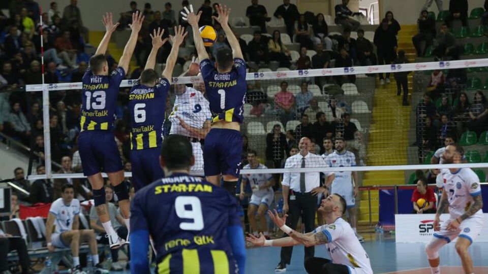 Fenerbahçe Kupa Voley'de finalde!