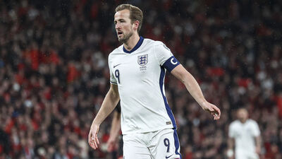 İngiltere 3 puanı 3 golle aldı!